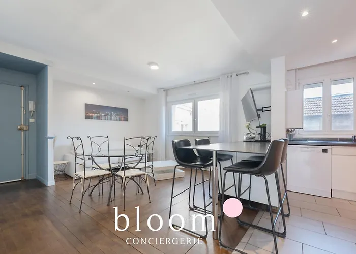 Plein Centre 6 Voyageurs Apartament *